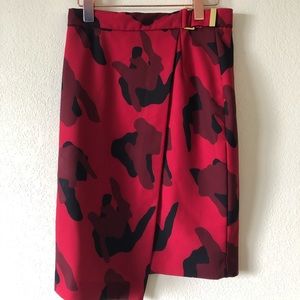 ASYMMETRIC CAMO SKIRT